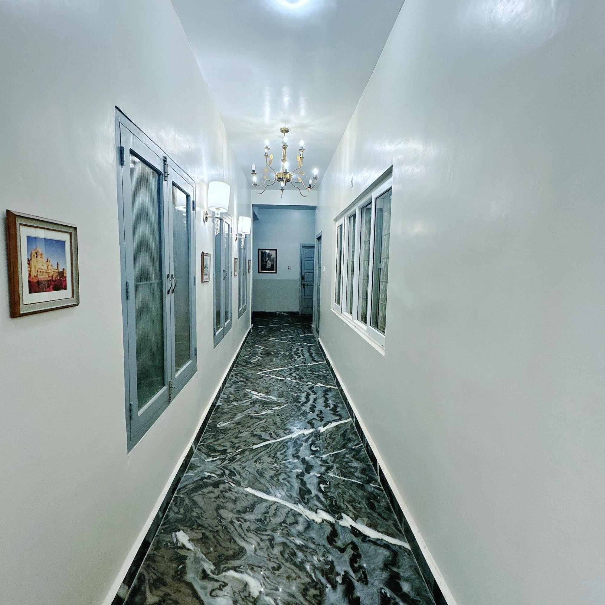 Vraj Vilas Vrindāvan Exterior foto